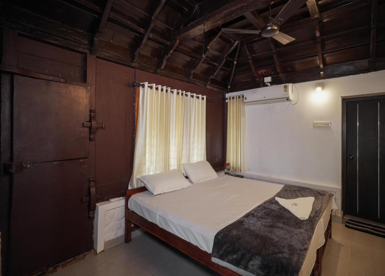 Cocozone Stays Alappuzha Exteriör bild